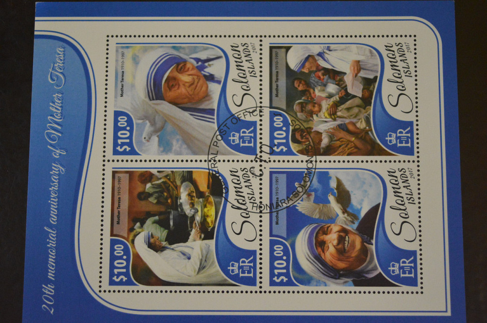 Мальдивы. Марки. История. Личности. Блок. 2009 год (В-5) Полтава - изображение 1