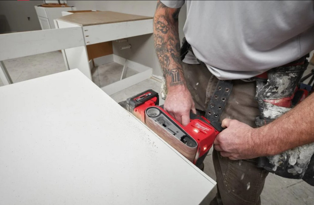 Шліфмашина стрічкова акумуляторна MILWAUKEE, M18 FBTS75-0 Одесса - изображение 8