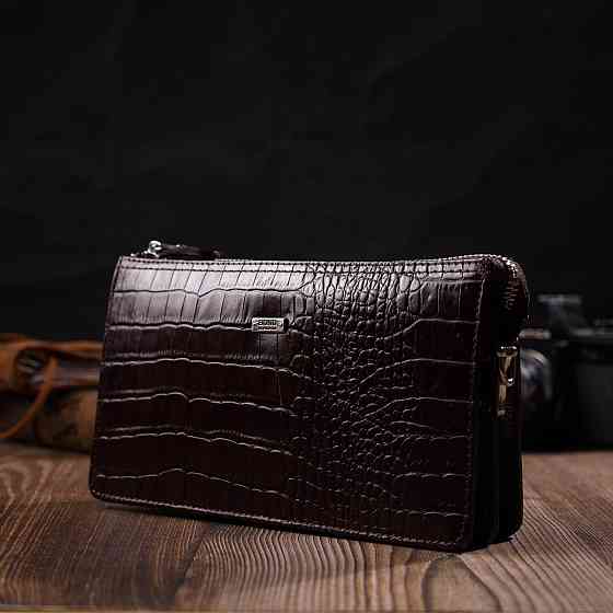 Вместительный мужской клатч на два отделения из натуральной кожи с тиснением под крокодила BOND 22046 Коричневый Киев