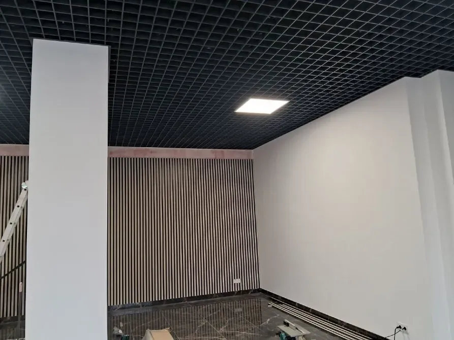 Магазин\ приміщення в центрі міста. Червона лінія з окремим входом, великі вітринні вікна. Дніпро - фото 8