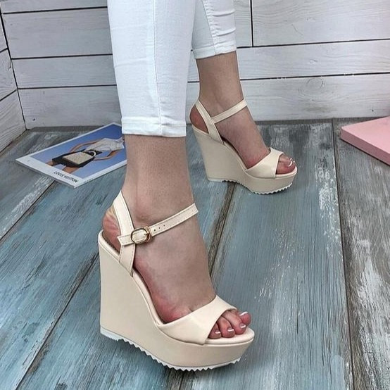 Жіночі Сандалі Босоніжки на Танкетці Платформа Бежеві Літні (розміри: 36,37,38,39,40) — 33 Дніпро - фото 3