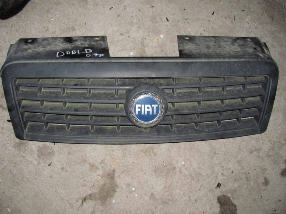 Решітка бампера Fiat Doblo 2005-2009 Ковель - фото 1