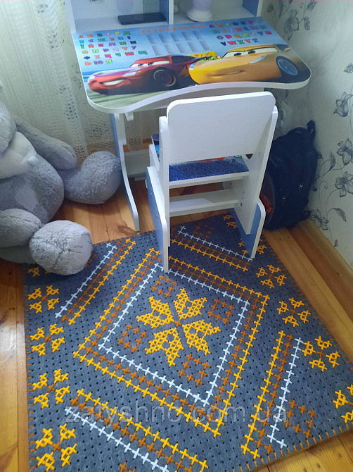 Коврик вышитый ( ручная работа) в детскую 96*90 см Киев - изображение 3