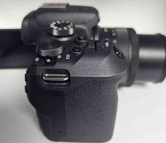 Фотоаппарат Canon R10 с Обьективом 18-45mm Киев