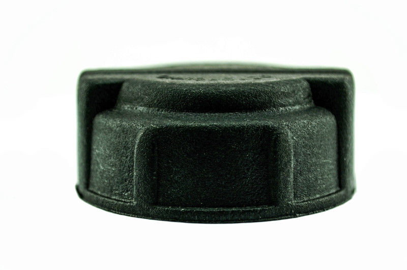 Кришка бачка ГАЗ 3105, 3302, 2108-2115, ЗАЗ 1102-1105 Таврія пластик із клапаном чорна розширювального Мукачево - фото 2