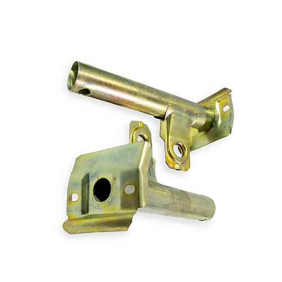 Кронштейн 2105 (труби) бампера Мукачево