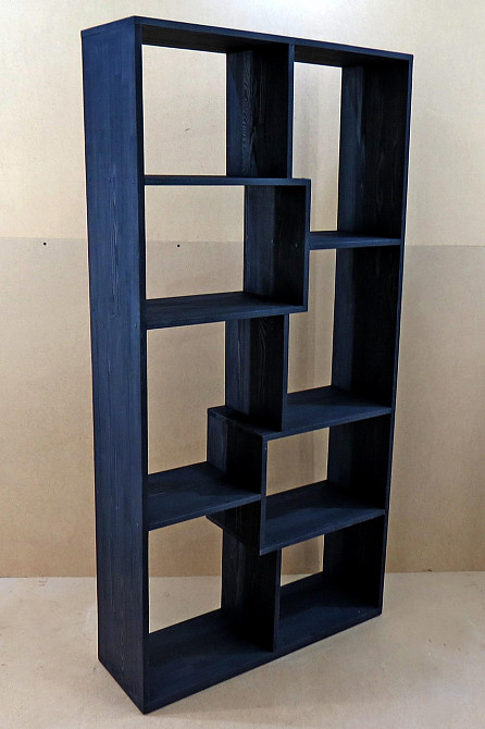 Книжный стеллаж 