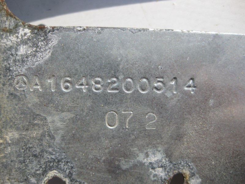 Mercedes-Benz  A1648200514 Кронштейн блоку керування пневмопідвіскою ML W164 GL X164 Одеса - фото 3