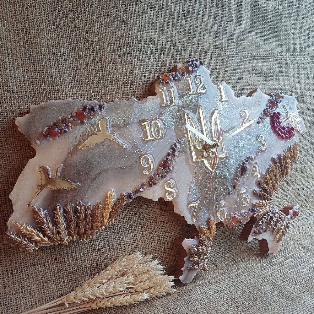 Годинник настінний 100*65 см з епоксидної смоли ручної роботи "Карта України" Дніпро - фото 2