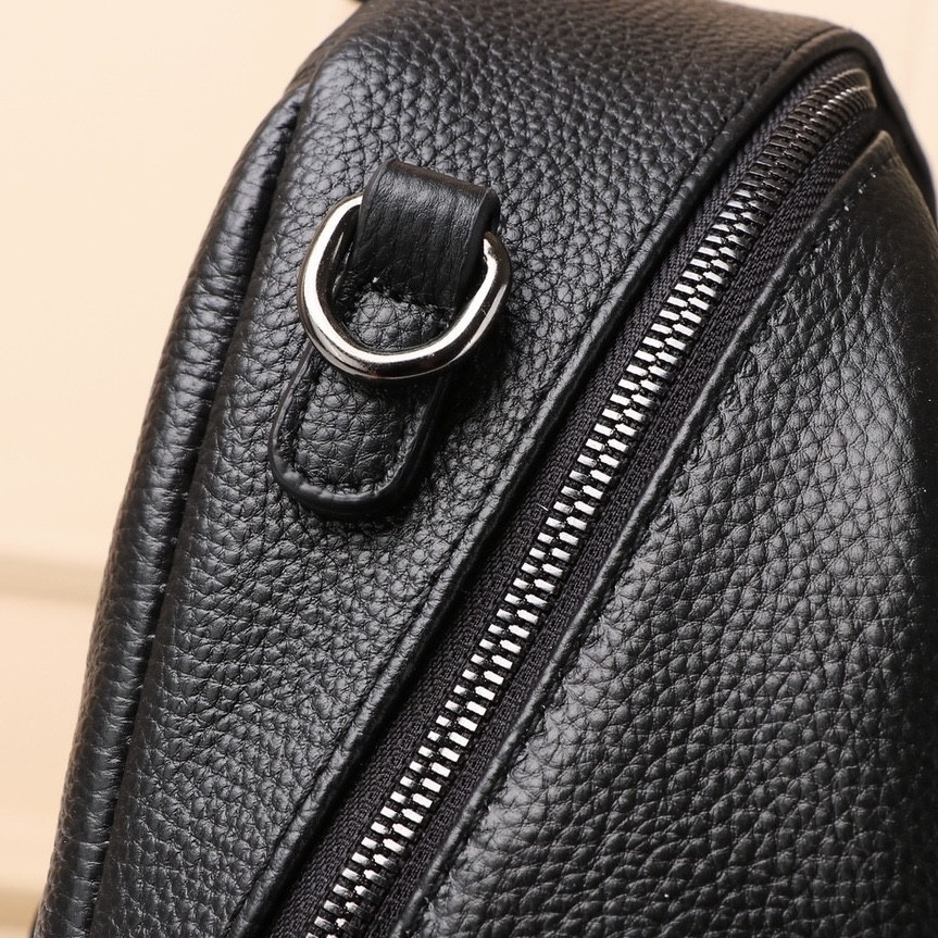 Чорний жіночий шкіряний міський рюкзак-сумка Киев - изображение 10