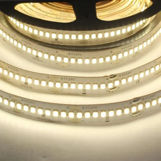 LED-STIL Світлодіодна стрічка LED-STIL 4000K 22 Вт/м 2835 240 діодів IP33 24 Вольта 3600 Lm ней Коломия