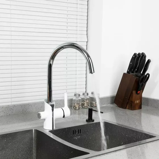 Змішувач для кухні з підключенням до фільтру GAPPO G4303-8, білий/хром Київ