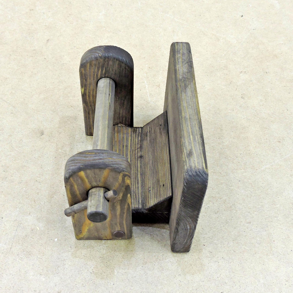 Держатель для туалетной бумаги 