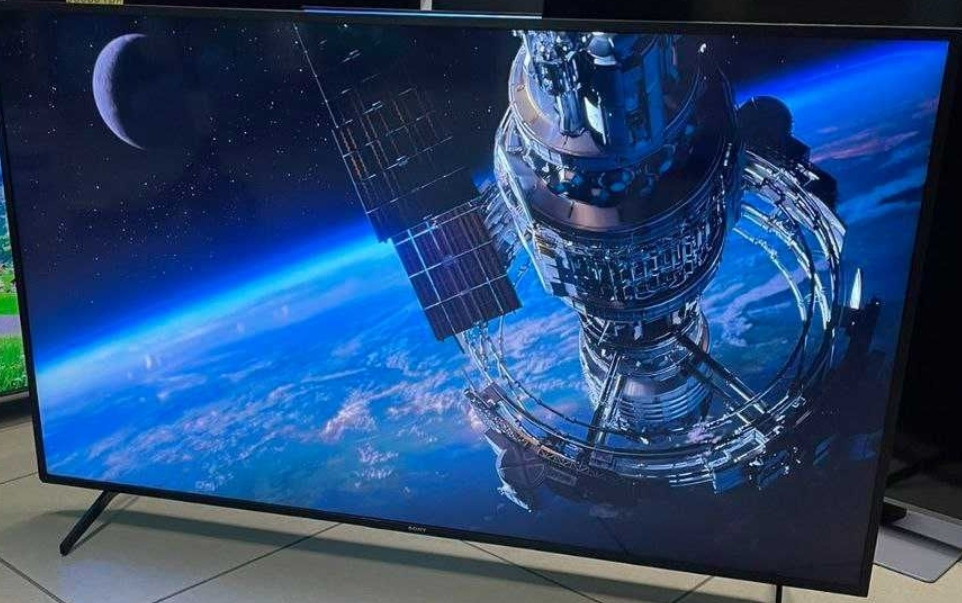 Телевизор Безрамный: 65