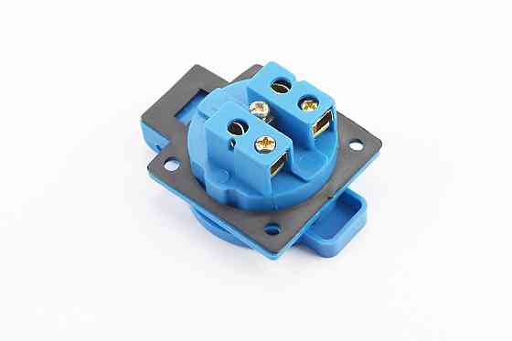 Розетка з кришкою 16A, 250V 2-3,5 кВт, синя Київ