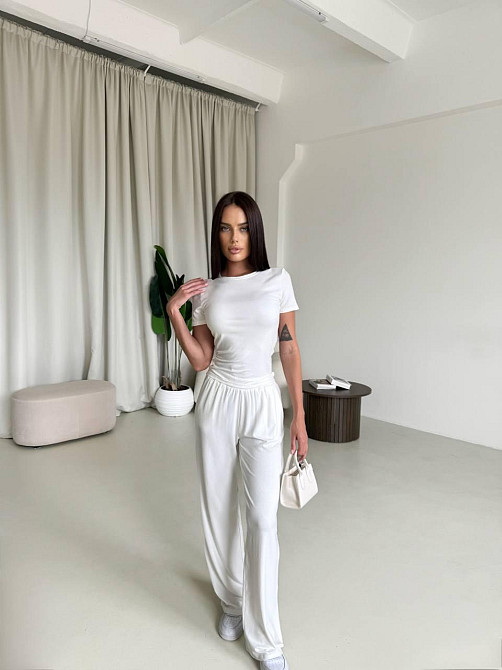 Жіночий стильний еластичний костюм, двойка якісна віскоза Молочний, 42/44 Одеса - фото 10