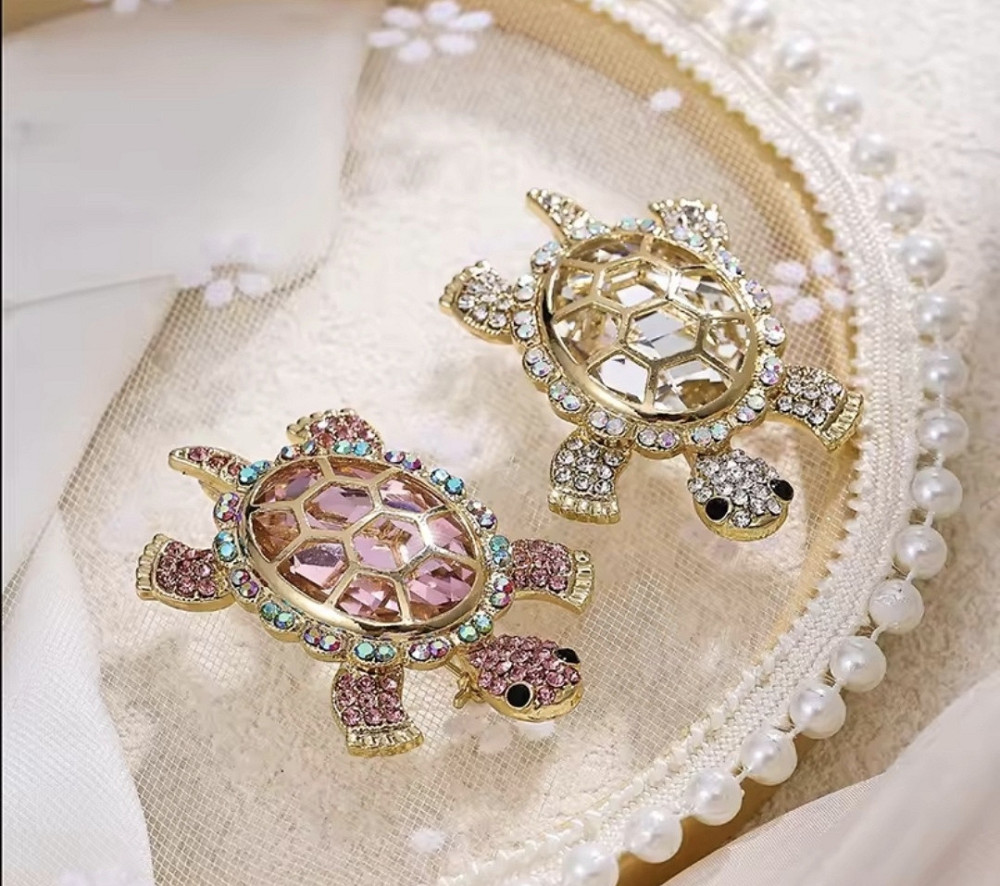 Комплект брошок 