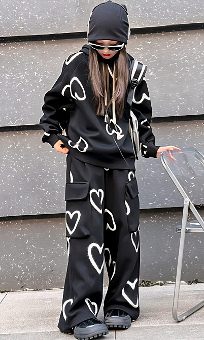 Детский черный спортивный костюм для девочки с сердечками 110,120 Николаев - изображение 4