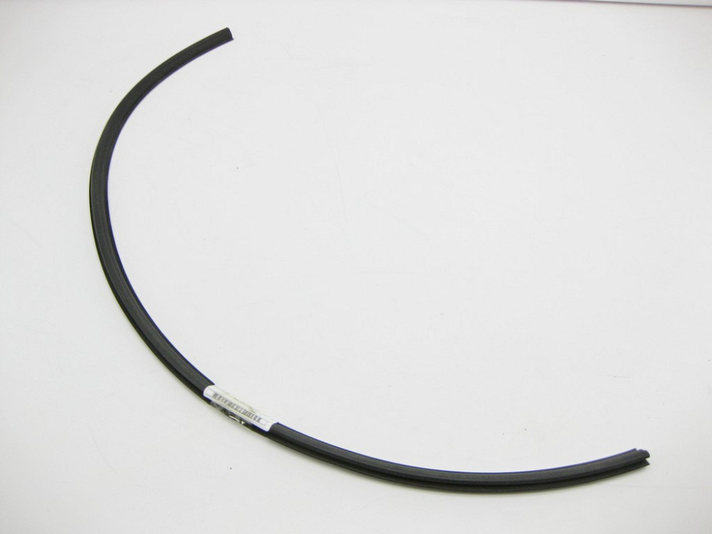 Mercedes-Benz  A2046710620 Ущільнювач лобового скла верхній C-Class W204 Одеса - фото 5