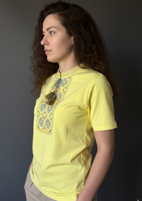 Женская Футболка вышиванка светло-желтая с желто голубым орнаментом Киев - изображение 2
