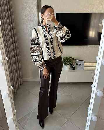 Жіноча сучасна вишиванка з вишитими рукавами бавовна 48 Одеса