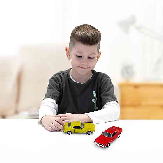 Автомодель - Chevrolet Camaro Z28 1968 (червоний, жовтий) Днепр