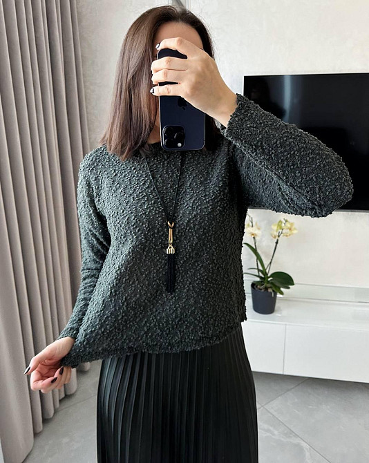 Женский уютный свитер свободного кроя хлопок 40%, полиэстер 60% Графит Одесса - изображение 3