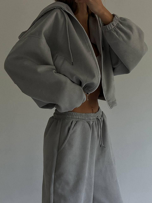 Женский базовый костюм двойка: кофта и брюки замша Серый Одесса - изображение 6