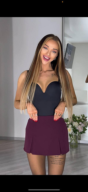 Женский базовый костюм двойка: жакет и юбка-шорты костюмная ткань Бургунди, 42/44 Одесса - изображение 5