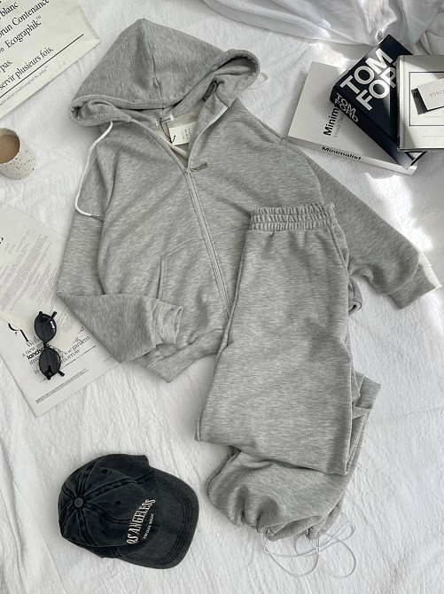 Женский прогулочный оверсайз костюм: кофта на молнии и штаны турецкая трехнить петля Меланж Одесса - изображение 6