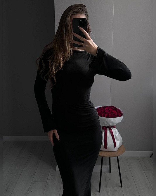 Жіноча елегантна сукня міді з відкритою спинкою віскоза Одеса - фото 8