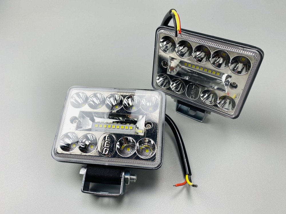 Фара прямокутна 18Led chip 3030 9-80V IP67, автомобільне освітлення Мукачево - фото 5