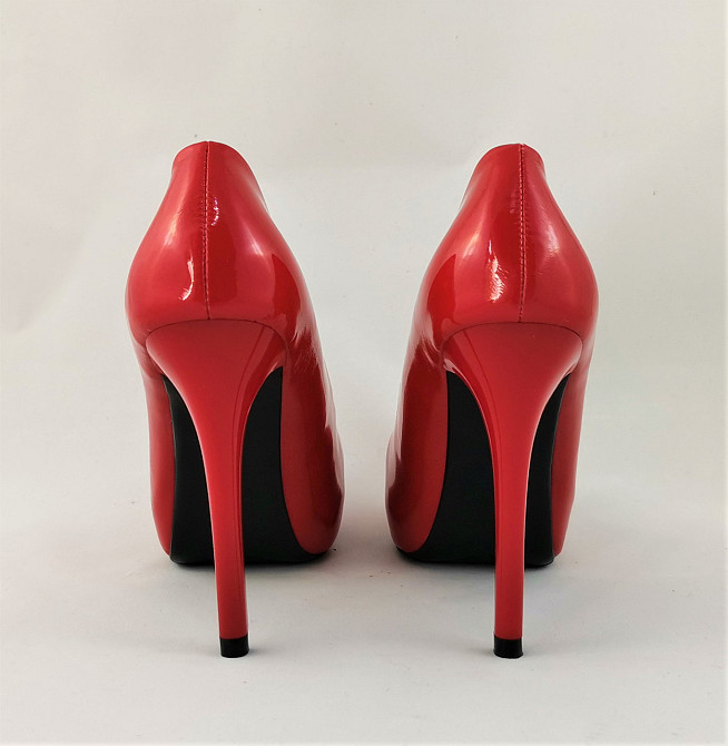 Жіночі Червоні Туфлі на Каблуку Шпильке Лакові Модельні (розміри: 36,38) - 16-2 Дніпро - фото 4
