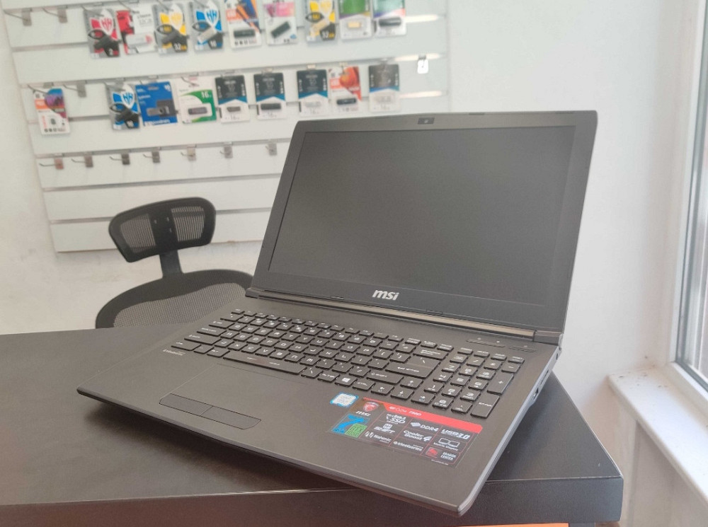 Ігровий ноутбук MSI Core i5/8GB/120GB+1TB/GTX 1050 Київ - фото 1