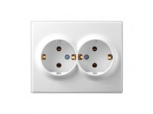 LESYA білий Розетка внутрішня 2-а із заземленням Лезард Житомир - изображение 1