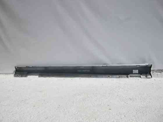 Mercedes-Benz  A2046980454 Поріг пластиковий правий C-Class W204 Одеса