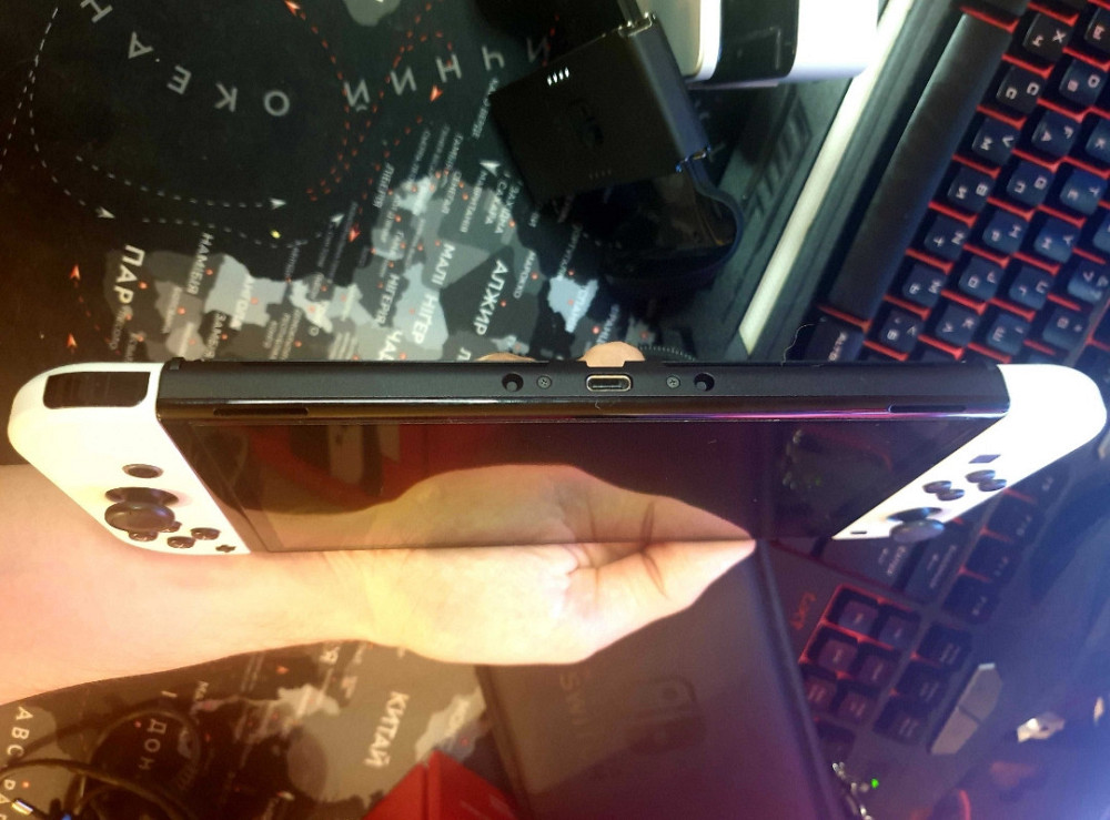 Приставка Nintendo Switch OLED With White Joy-Con Харків - фото 5