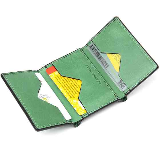 Матовое портмоне GRANDE PELLE 11458 Зеленый Киев