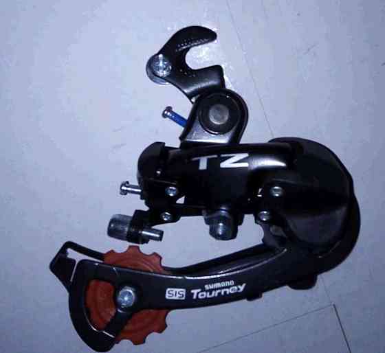 Переключатель скоростей велосипеда задний (крепеж на ось) (TZ50) Мукачево
