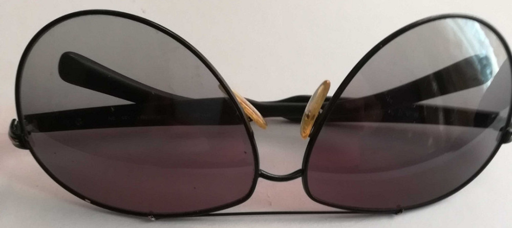 Брендовые, оригинальные, солнцезащитные очки 