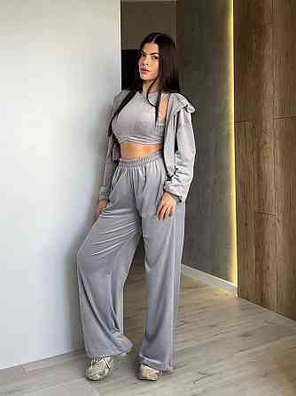 Жіночий прогулянковий костюм-трійка: худі топ і штани велюр плюш Сірий, 42/44 Одеса