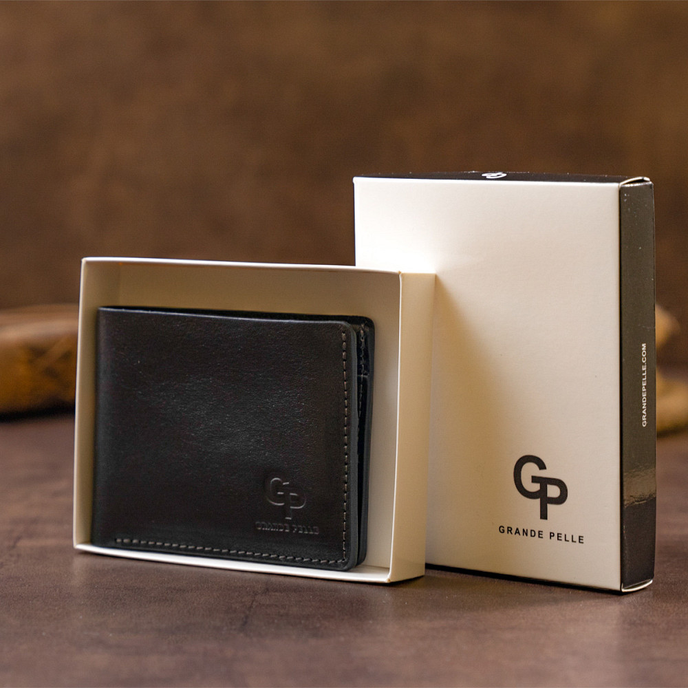 Портмоне вертикальное с круглым магнитом на два отделения GRANDE PELLE 11306 Черное Киев - изображение 1