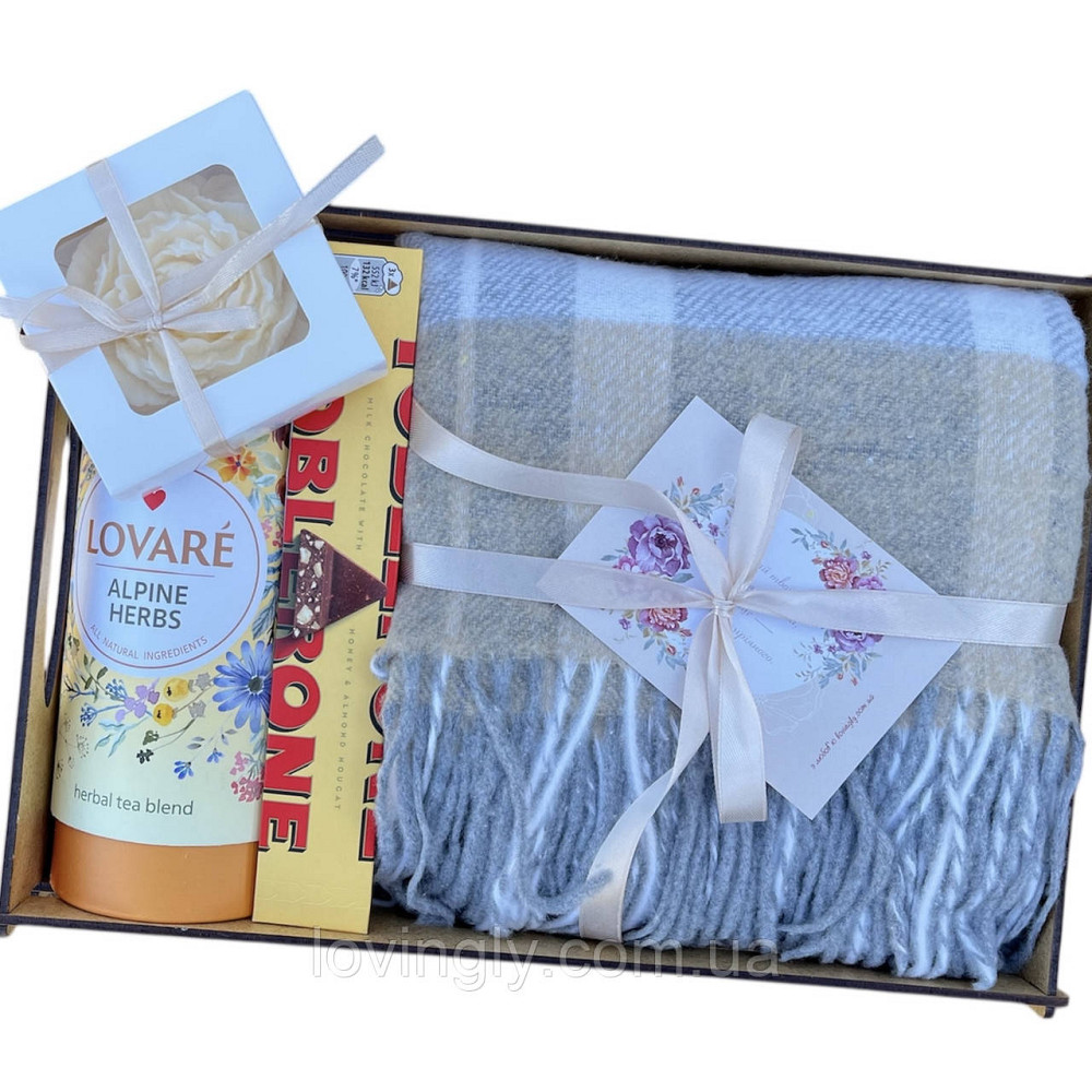 Затишний подарунковий набір з пледом, чаєм, шоколадом і свічкою Ірпінь - фото 3