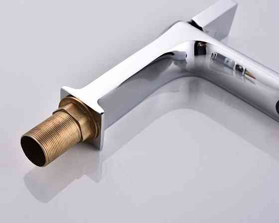 Смеситель дизайнерский для умывальника, кран в ванну однорычажный WanFan люкс качества хром Каменец-Подольский