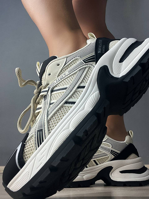 Кросівки жіночі Navigator 4001-1 з сіткою та екошкірою висока підошва білі з чорним, 40, 24,5 см Київ - фото 1