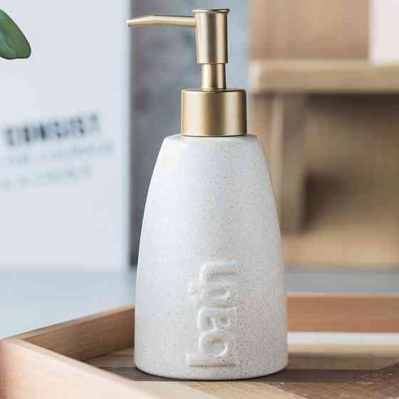 Дозатор керамічний для мила у ванну і душову кімнату 320 мл, диспенсер для рідкого мила і миючого засобу, білий Кам'янець-Подільський