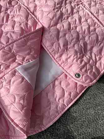 Женская повседневная куртка с сердечками на кнопках плащевка Лаке на силиконе Барби Одесса