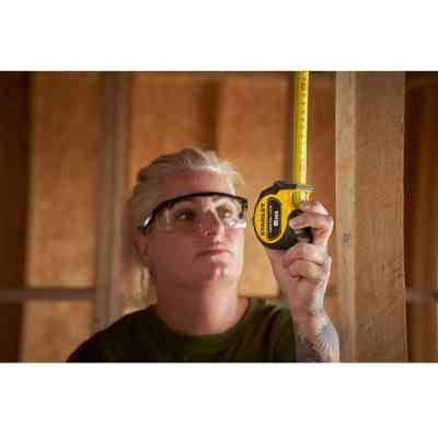 Рулетка Stanley CONTROL-LOCK, 8мх25мм, у прогумованому корпусі, з двосторонньою шкалою (STHT37232-0) Вінниця