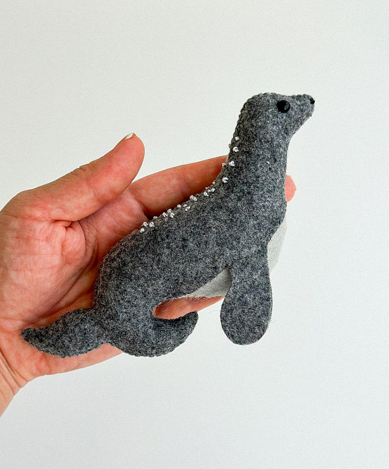 М’яка фетрова іграшка морський котик ручної роботи – безпечна розвиваюча іграшка Київ - фото 2
