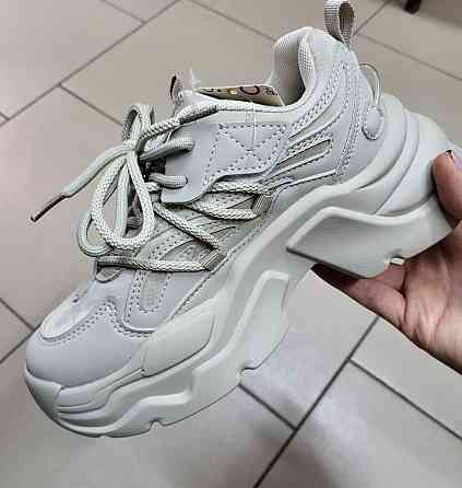 Кроссовки  для девочки подростка светло - серые 33,34,35,36,37,38 Николаев